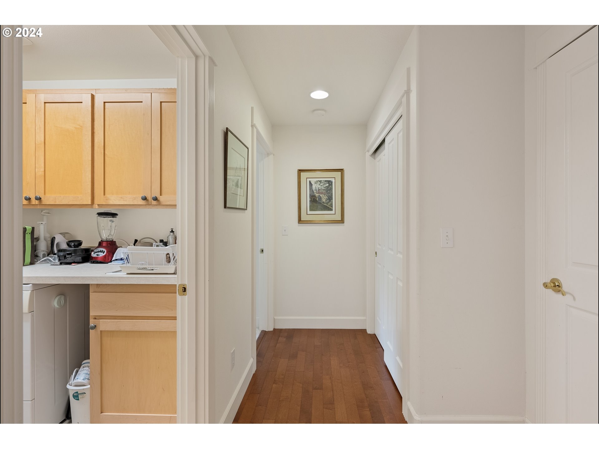3 Waterford Downs Florence, OR 97439 - Photo 36 of 46 a kitchen with cabinets and a window