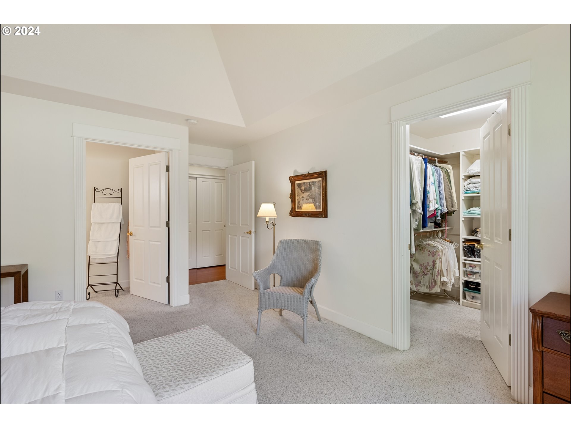 3 Waterford Downs Florence, OR 97439 - Photo 39 of 46 a living room with furniture and wooden floor