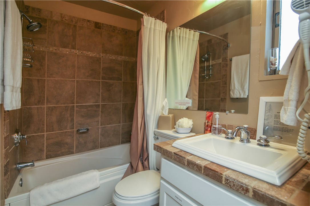 5149 Montezuma Road Dillon, CO 80435 - Photo 14 of 22 Gallery Image 14