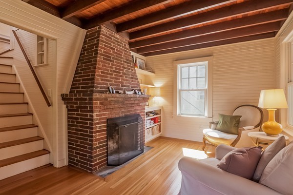 17 Fay Road Scituate, MA 02066 - Photo 5 of 23 Gallery Image 5