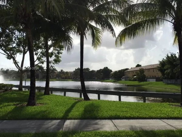 $3,200 | 925 Southwest 152 Nd Court, Miami, FL 33194