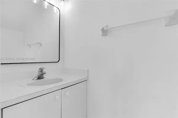 $3,200 | 925 Southwest 152 Nd Court, Miami, FL 33194