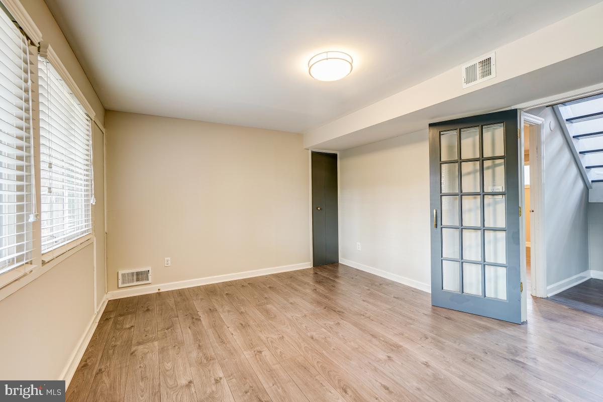 7702 Hamilton Spring Road Bethesda, MD 20817 - Photo 31 of 43 Bedroom