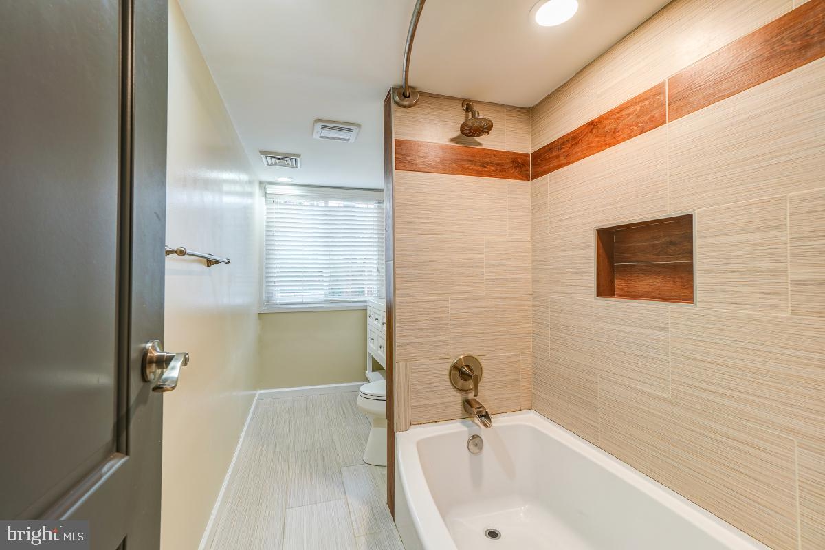 7702 Hamilton Spring Road Bethesda, MD 20817 - Photo 34 of 43 Bathroom