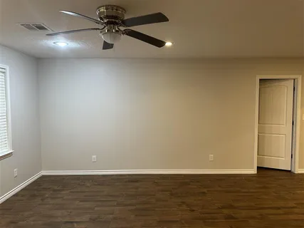 $194,900 | 2116 Ellis Drive, Westlake, LA 70669