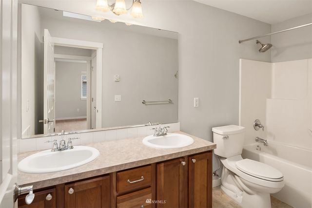 $1,325,000 | 25416 Southeast 275th Place, Maple Valley, WA 98038