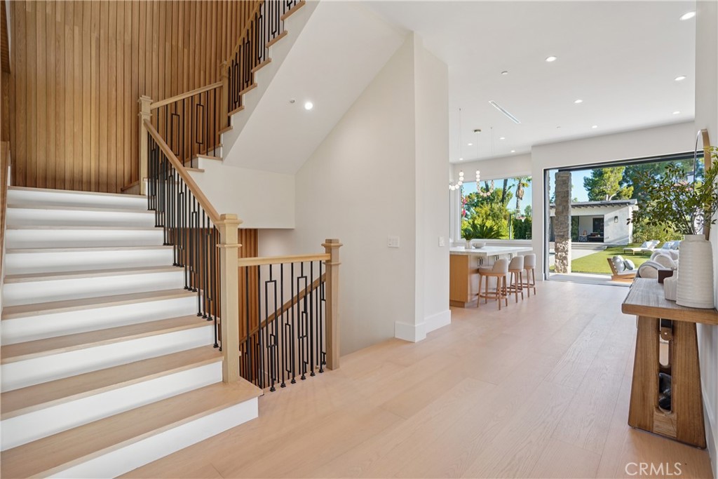 17354 Toquet Drive Encino, CA 91316 - Photo 3 of 75 Gallery Image 3