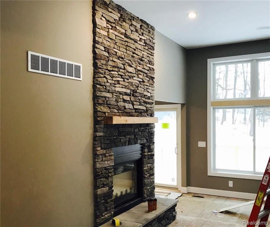 870 North Hacker Road Howell, MI 48843 - Photo 6 of 19