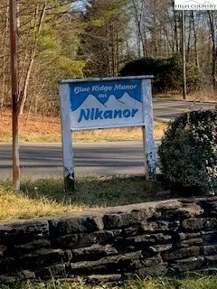 a view of a water fountain