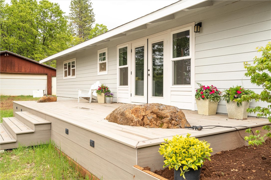 32190 Forward Mi Manton, CA 96059 - Photo 9 of 26 a view of a entryway front of house