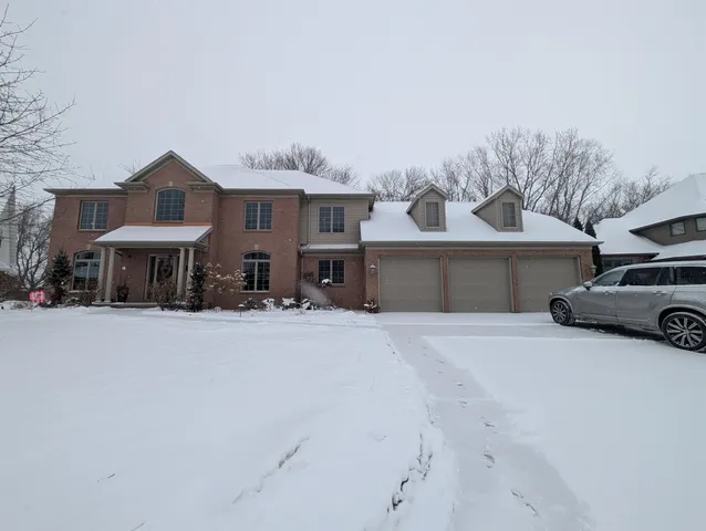$675,000 | 123 Ashbrooke Place, Neenah, WI 54956