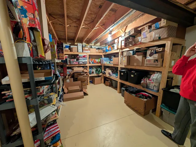 $675,000 | 123 Ashbrooke Place, Neenah, WI 54956