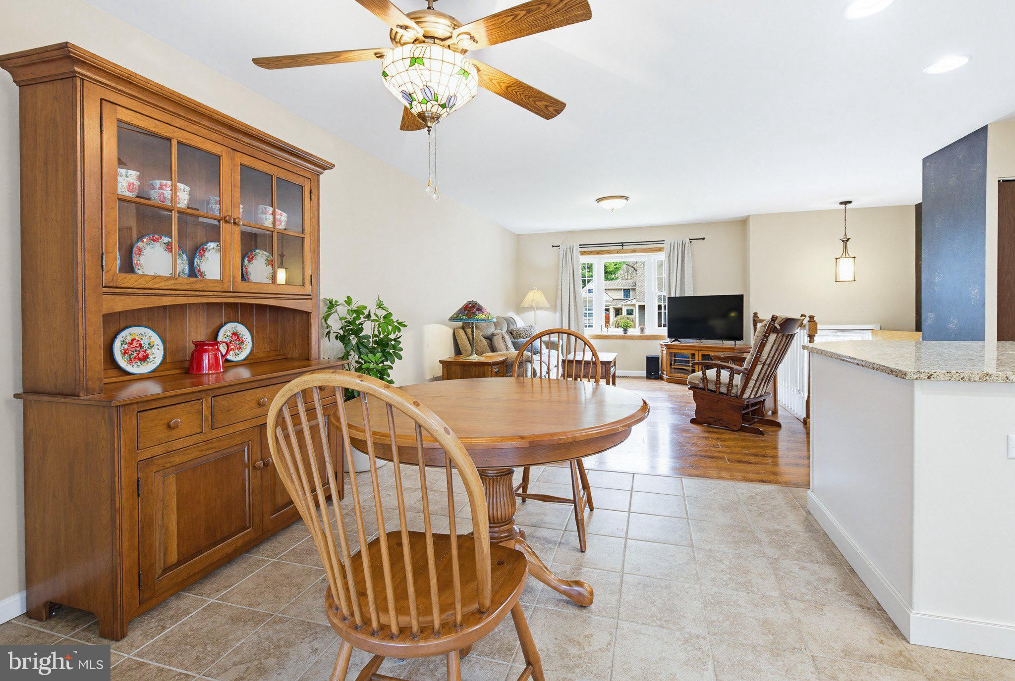 662 Bedington Circle Manheim, PA 17545 - Photo 12 of 43 Dining Area