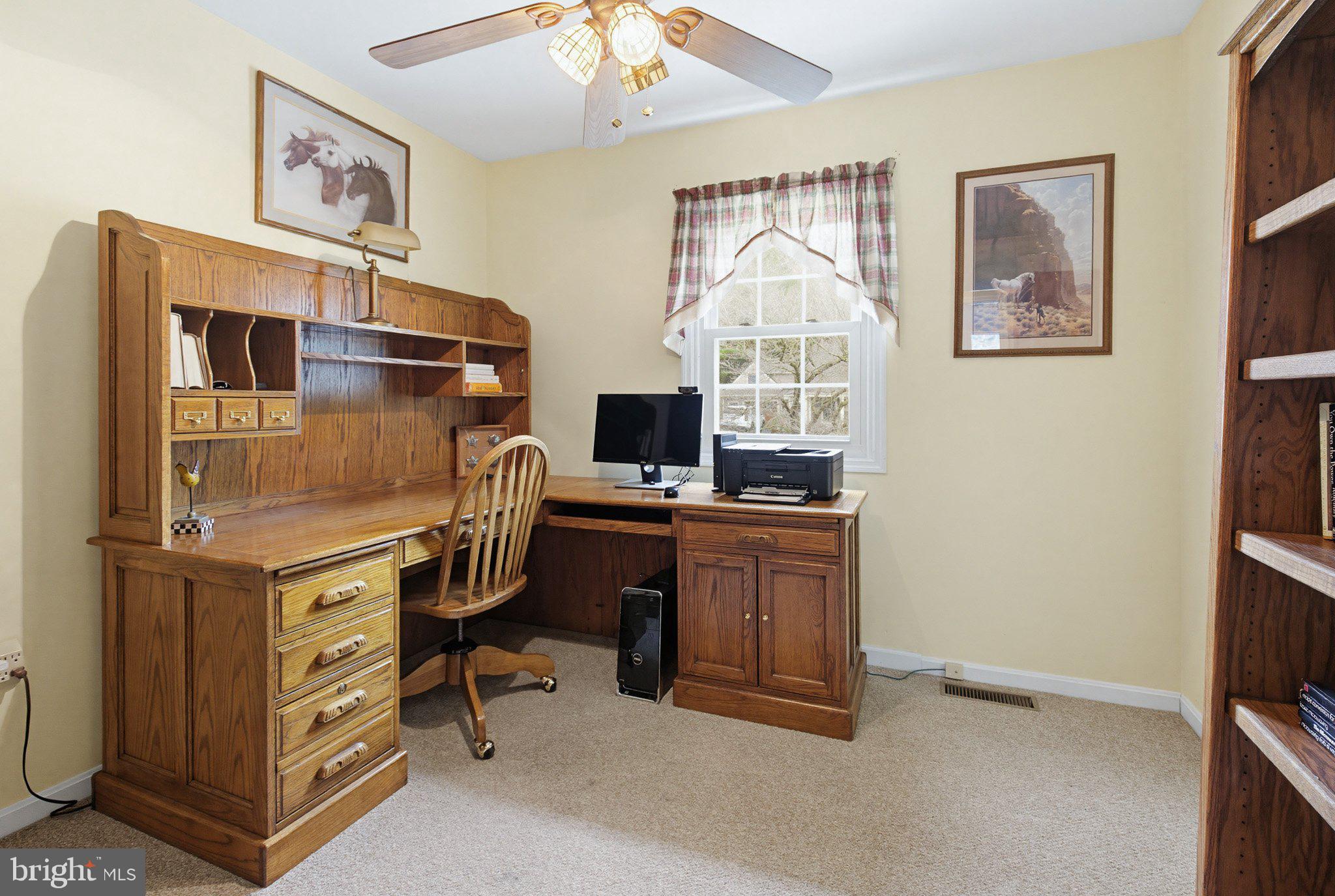 662 Bedington Circle Manheim, PA 17545 - Photo 23 of 43 Bedroom 3