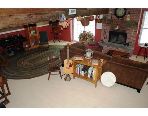7 Gaviat Road Northwood, NH 03261 - Photo 8 of 20 Den/Family/Great Room.