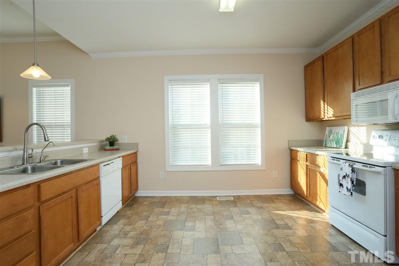 8915 Shallcross Way Raleigh, NC 27617 - Photo 11 of 29