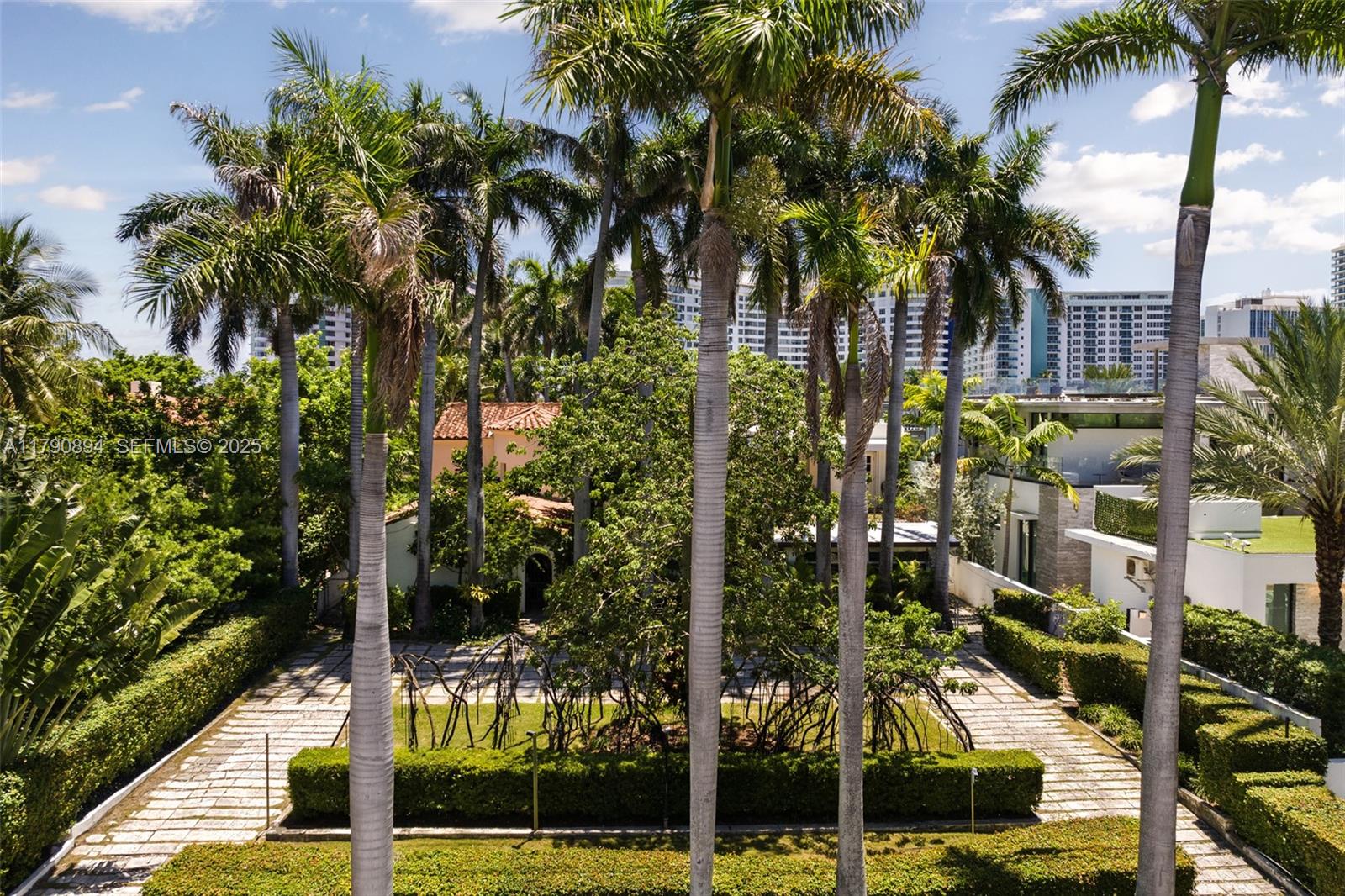 5215 Pine Tree Drive Miami Beach, FL 33140 - Photo 23 of 28 a view of a city