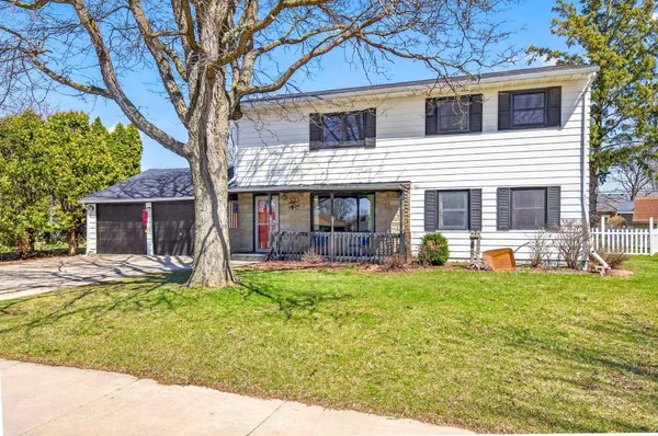 $290,000 | 712 Chestnut Street, Neenah, WI 54956