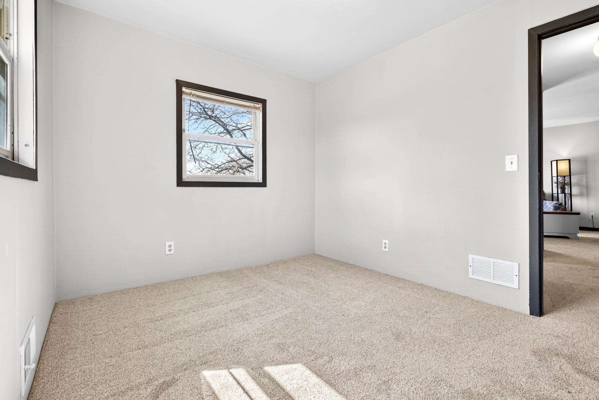 712 Chestnut Street Neenah, WI 54956 - Photo 19 of 26