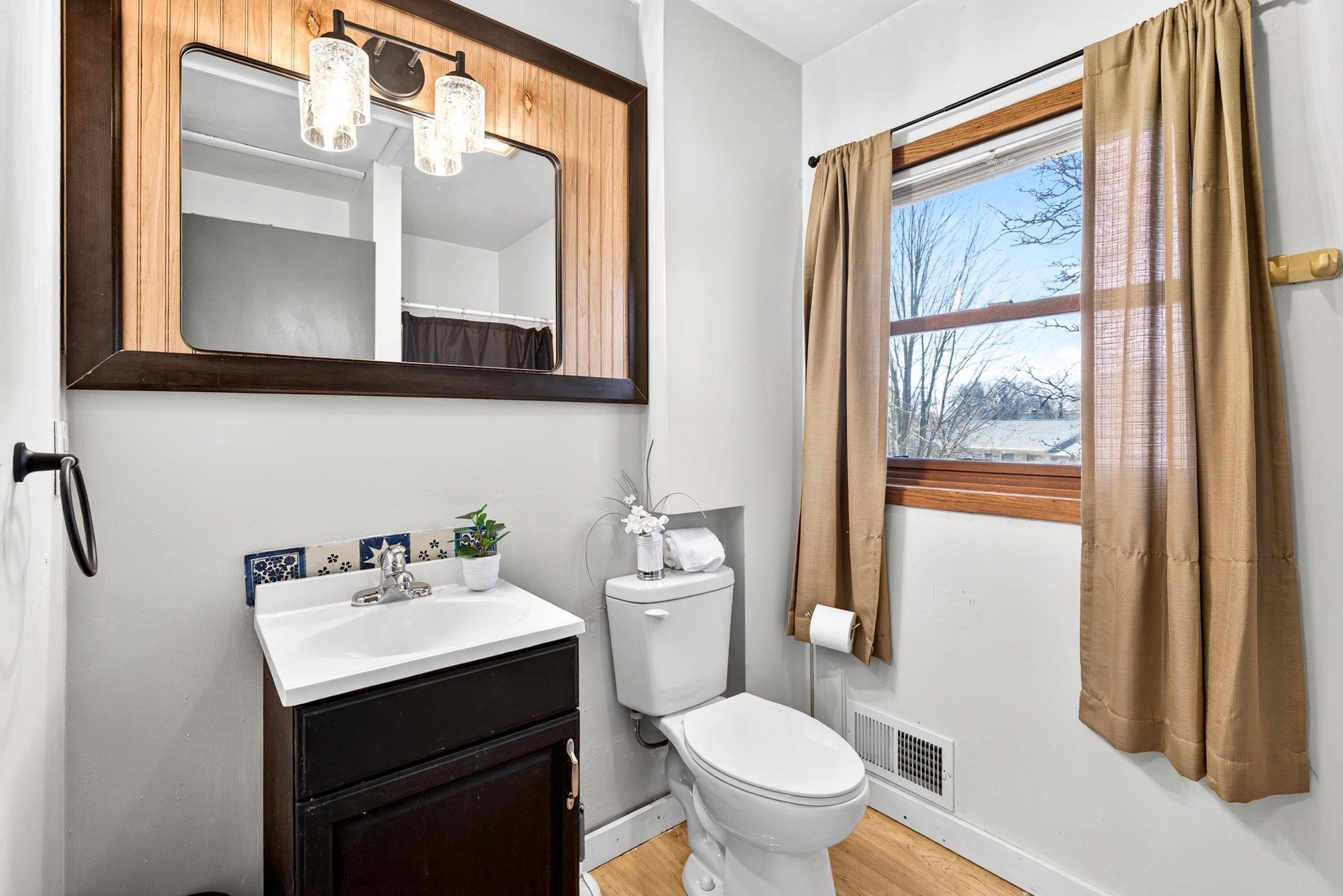 712 Chestnut Street Neenah, WI 54956 - Photo 20 of 26