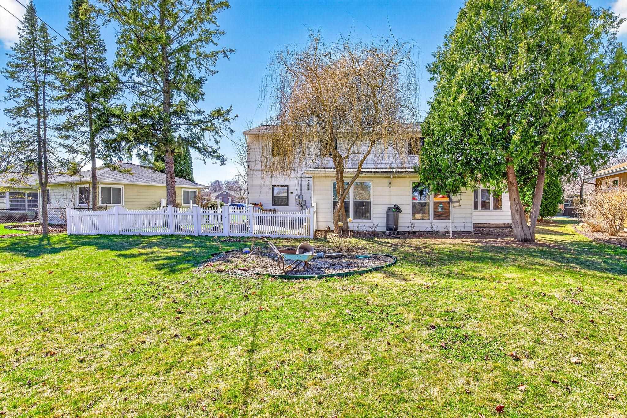 712 Chestnut Street Neenah, WI 54956 - Photo 22 of 26