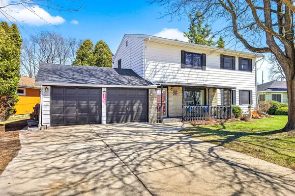 $290,000 | 712 Chestnut Street, Neenah, WI 54956