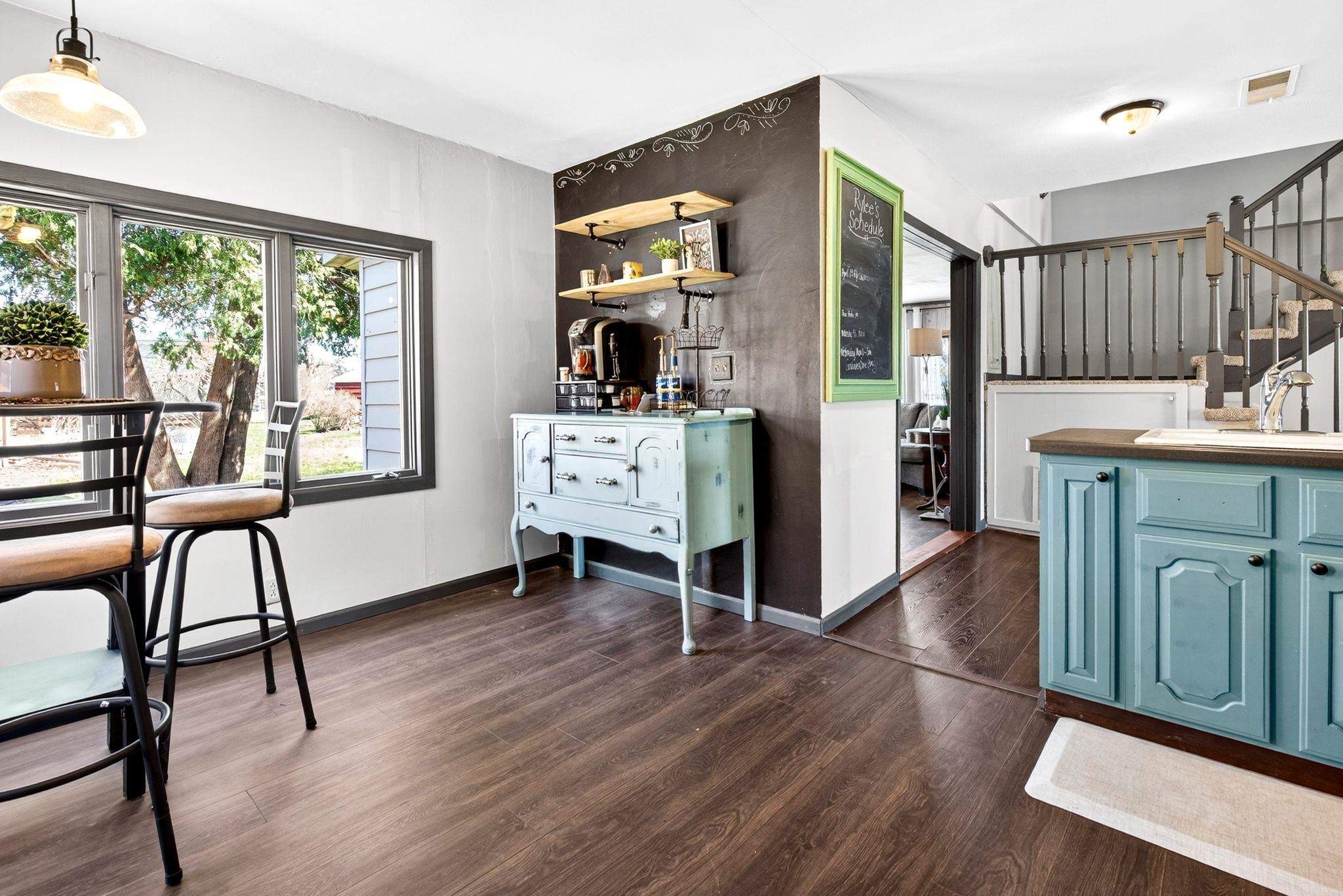 712 Chestnut Street Neenah, WI 54956 - Photo 8 of 26