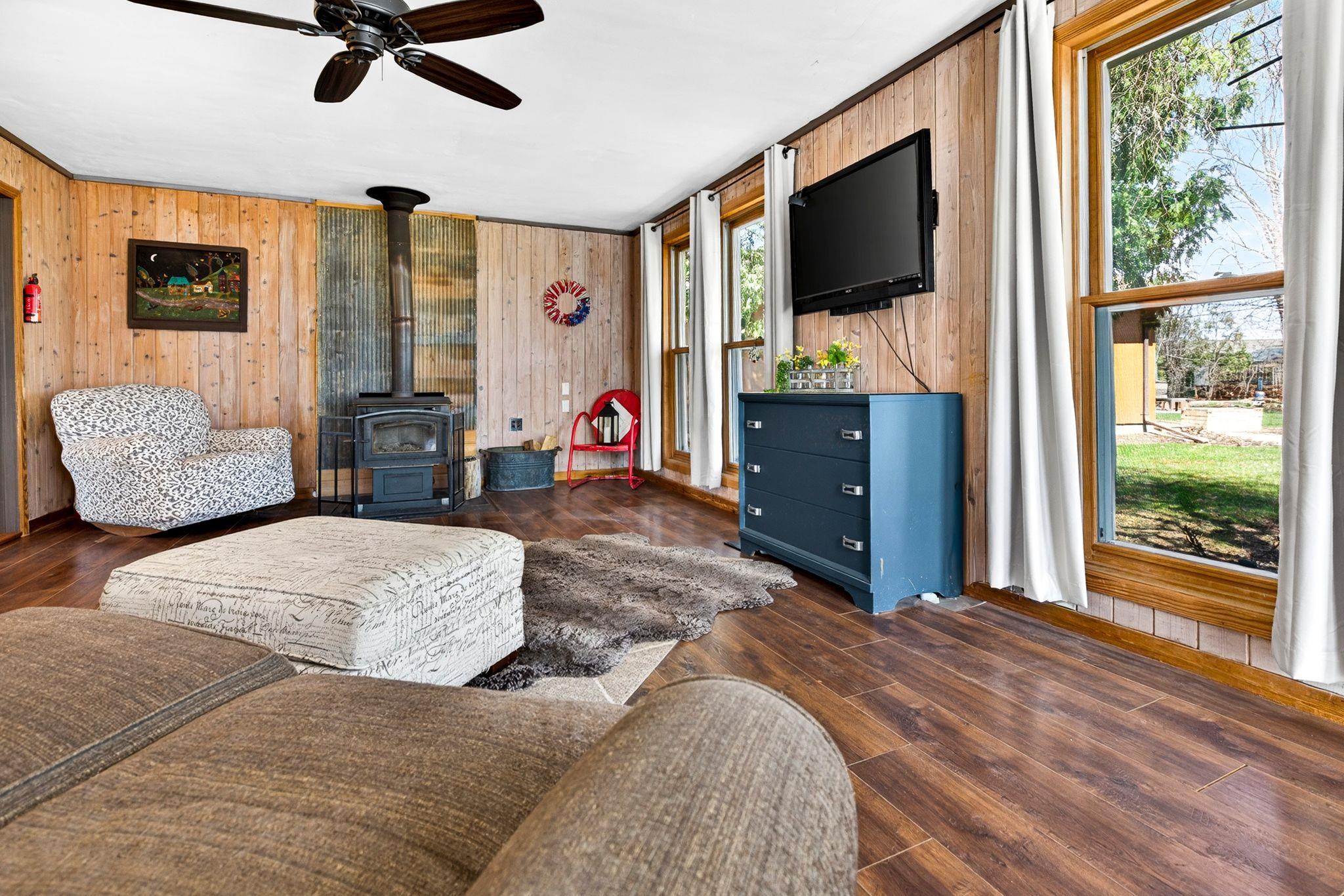 712 Chestnut Street Neenah, WI 54956 - Photo 9 of 26