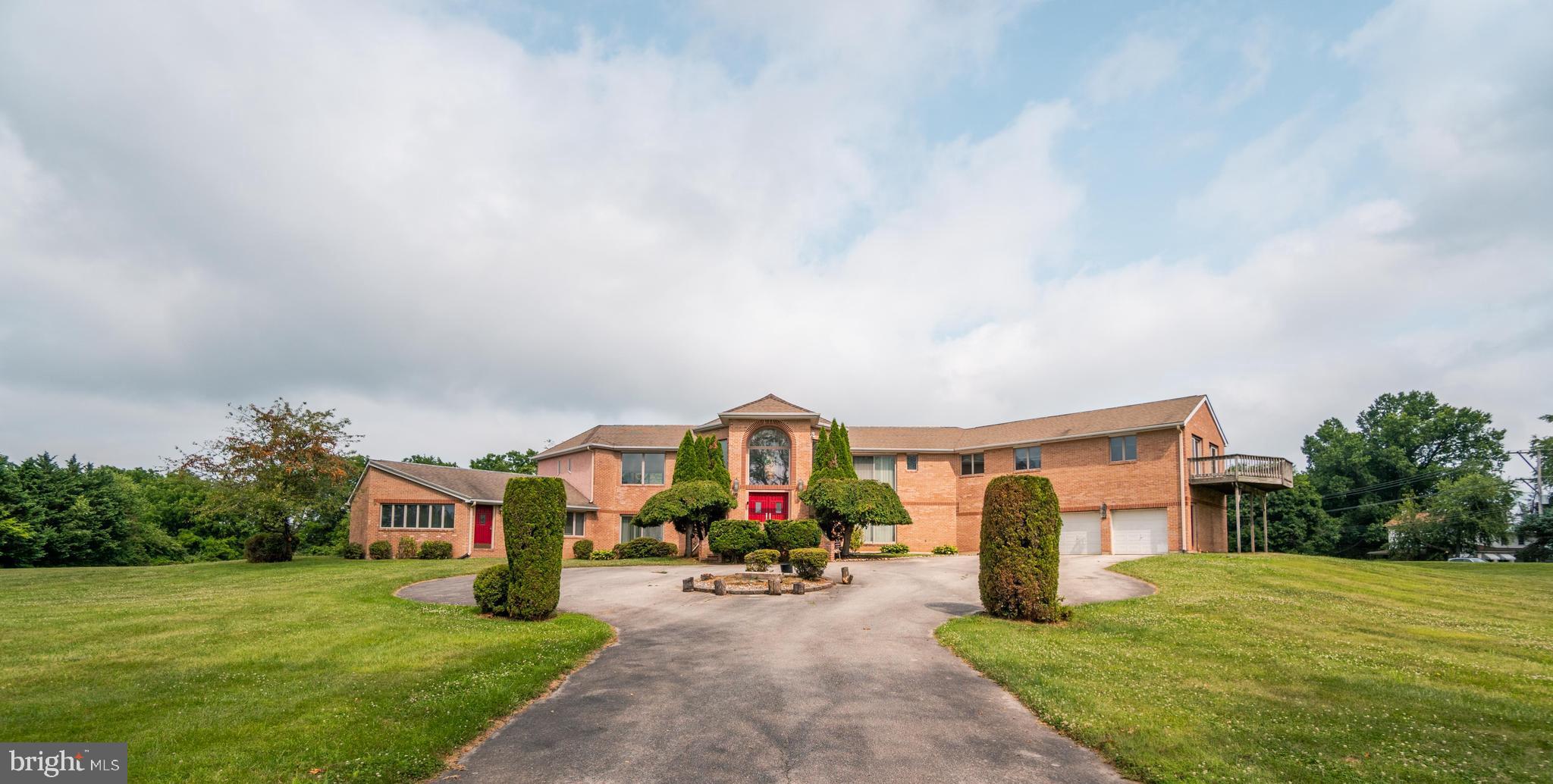 317 Nottingham Drive Spring City, PA 19475 - Photo 1 of 65 317 Nottingham