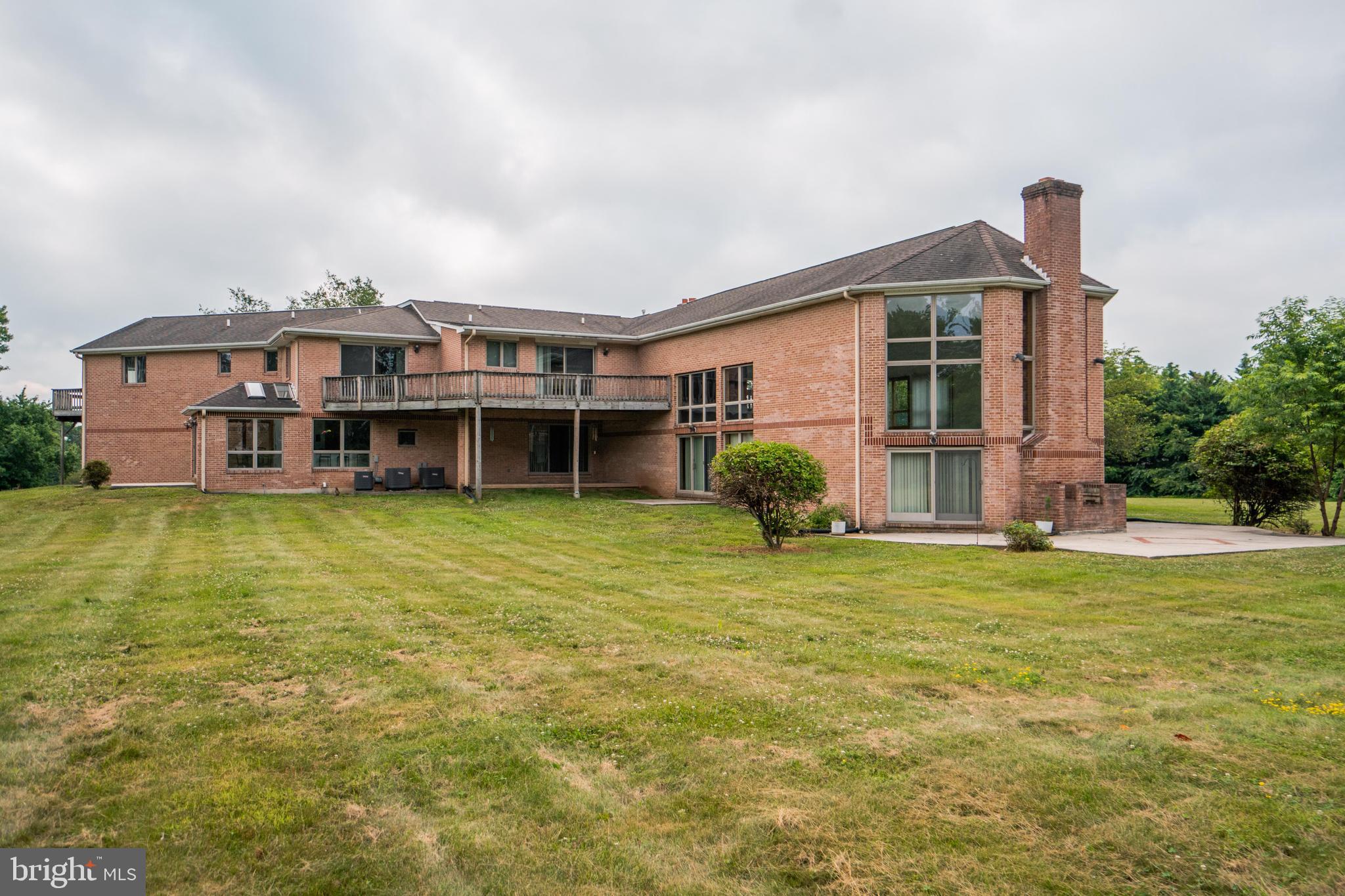 317 Nottingham Drive Spring City, PA 19475 - Photo 4 of 65