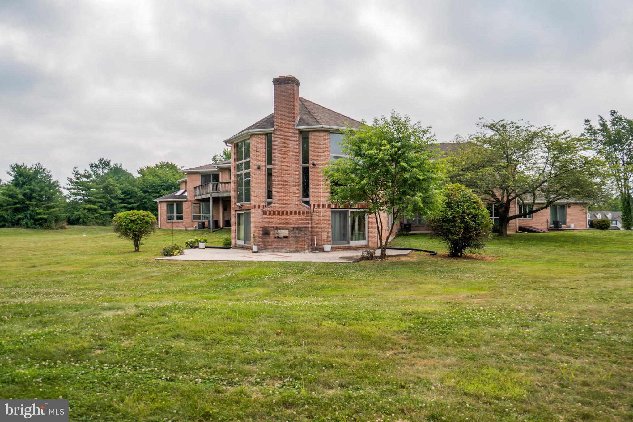 317 Nottingham Drive Spring City, PA 19475 - Photo 5 of 65