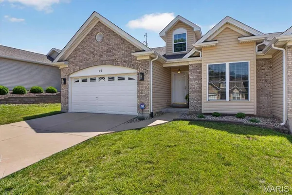 $325,000 | 14 Thoreau Court, O'Fallon, MO 63366