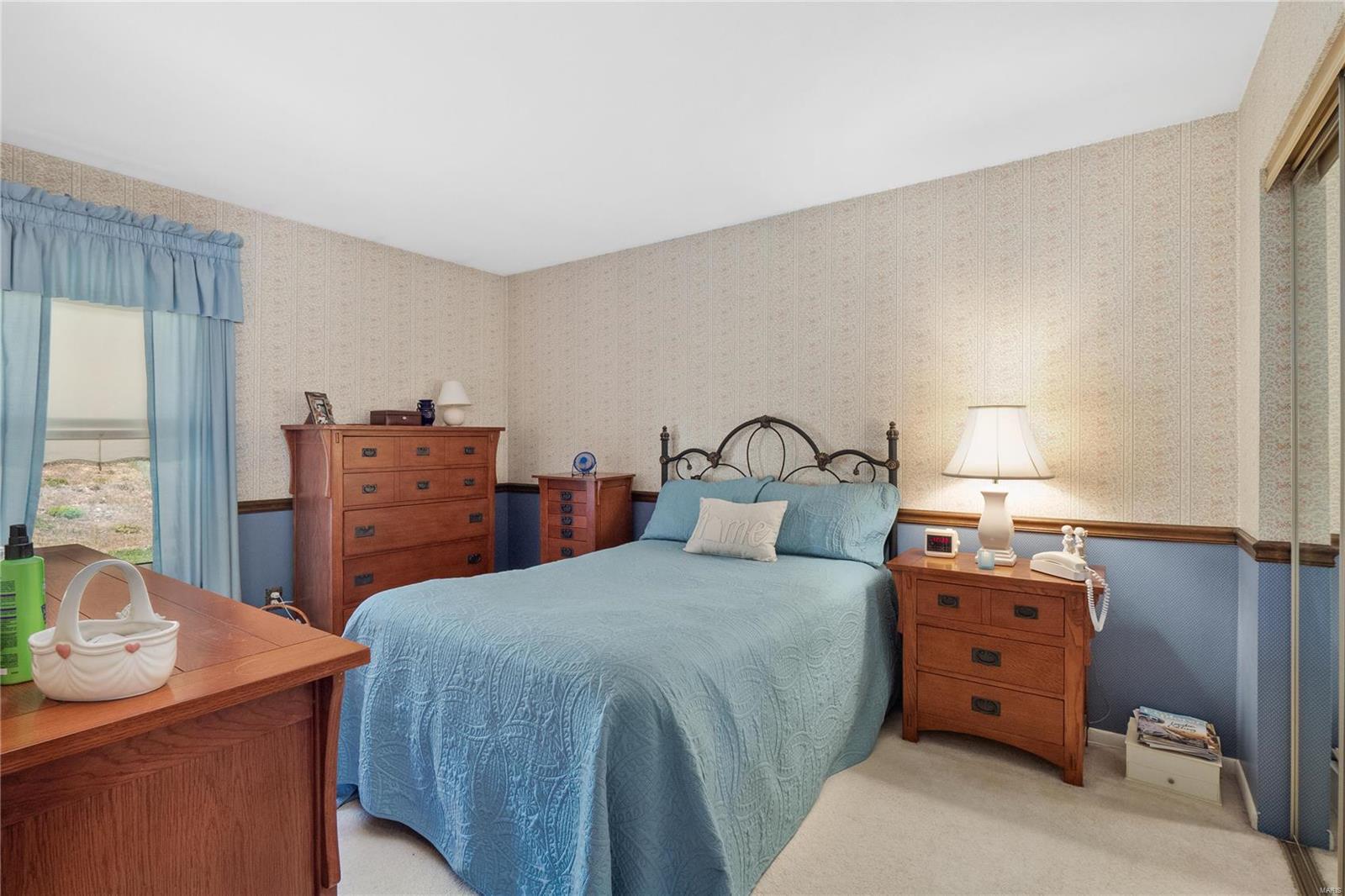 5849 Hempline Road St. Louis, MO 63129 - Photo 11 of 29