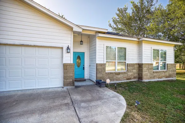 $349,000 | 225 Waikakaaua Drive, Bastrop, TX 78602