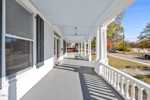 $575,000 | 105 Elm Street, Louisburg, NC 27549