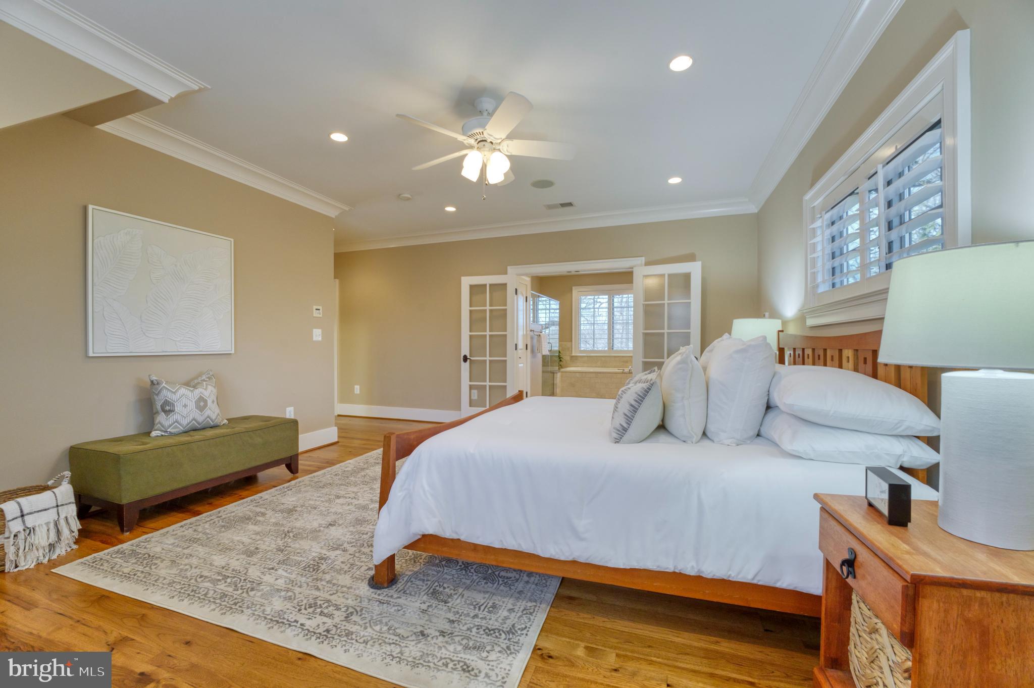 504 Druid Hill Road Northeast Vienna, VA 22180 - Photo 40 of 98 Primary bedroom