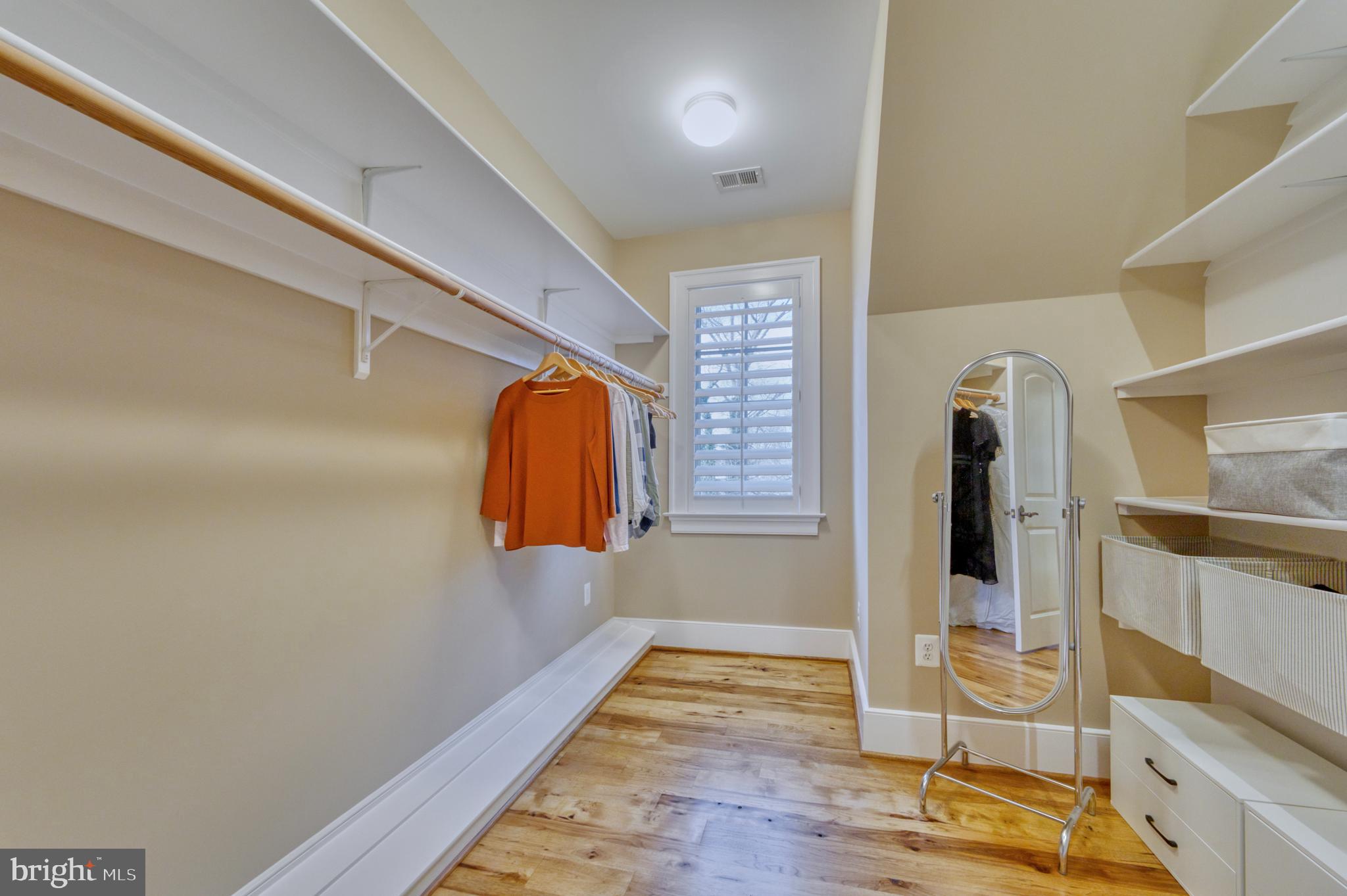 504 Druid Hill Road Northeast Vienna, VA 22180 - Photo 46 of 98 Primary Walk-in Closet - Hers