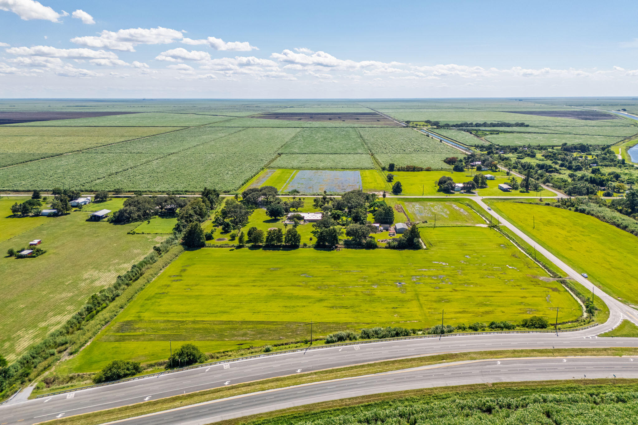 0 East Corkscrew Boulevard Clewiston, FL 33440 - Photo 2 of 8 a view of an ocean