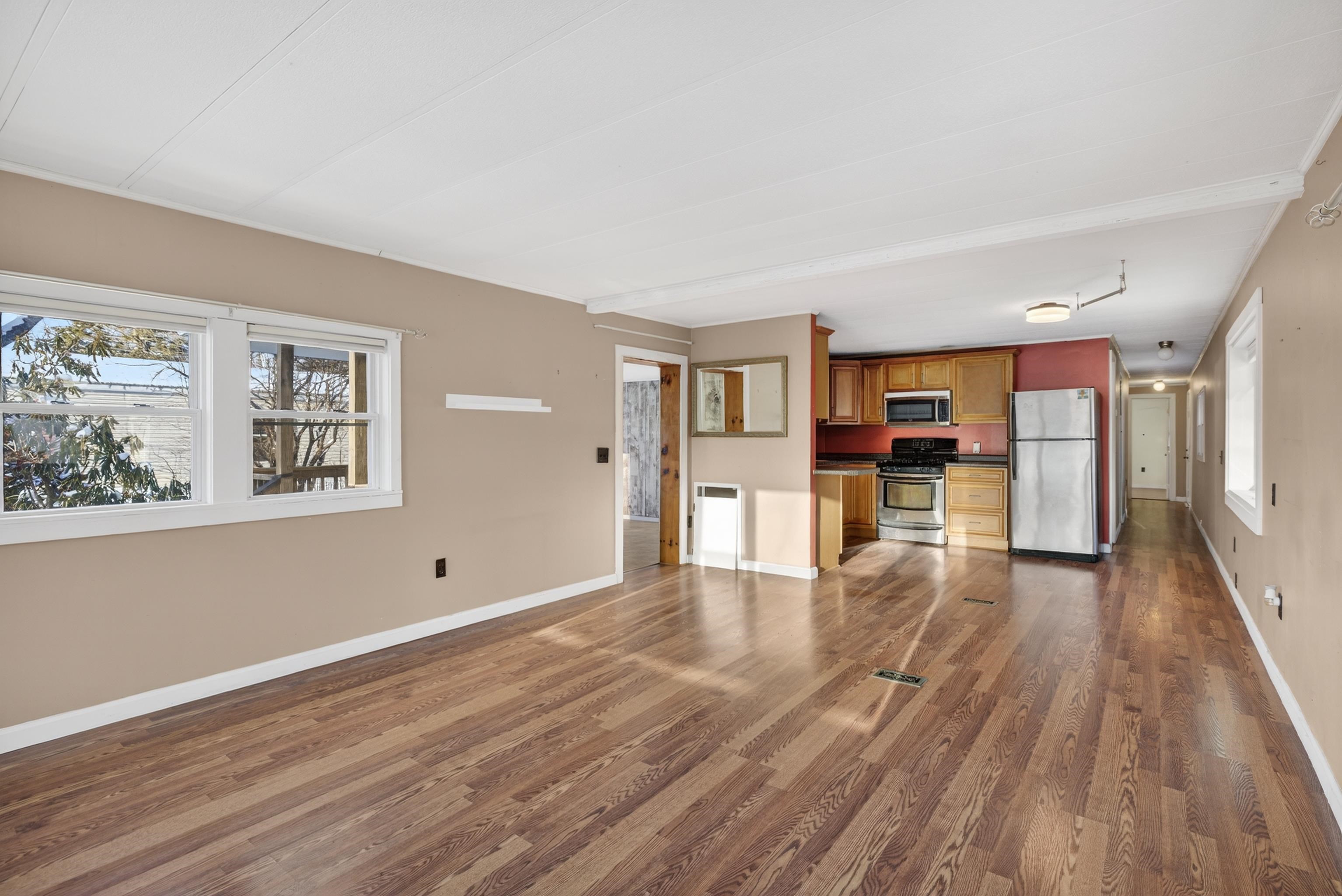 28 Stevens Drive Concord, NH 03301 - Photo 11 of 38