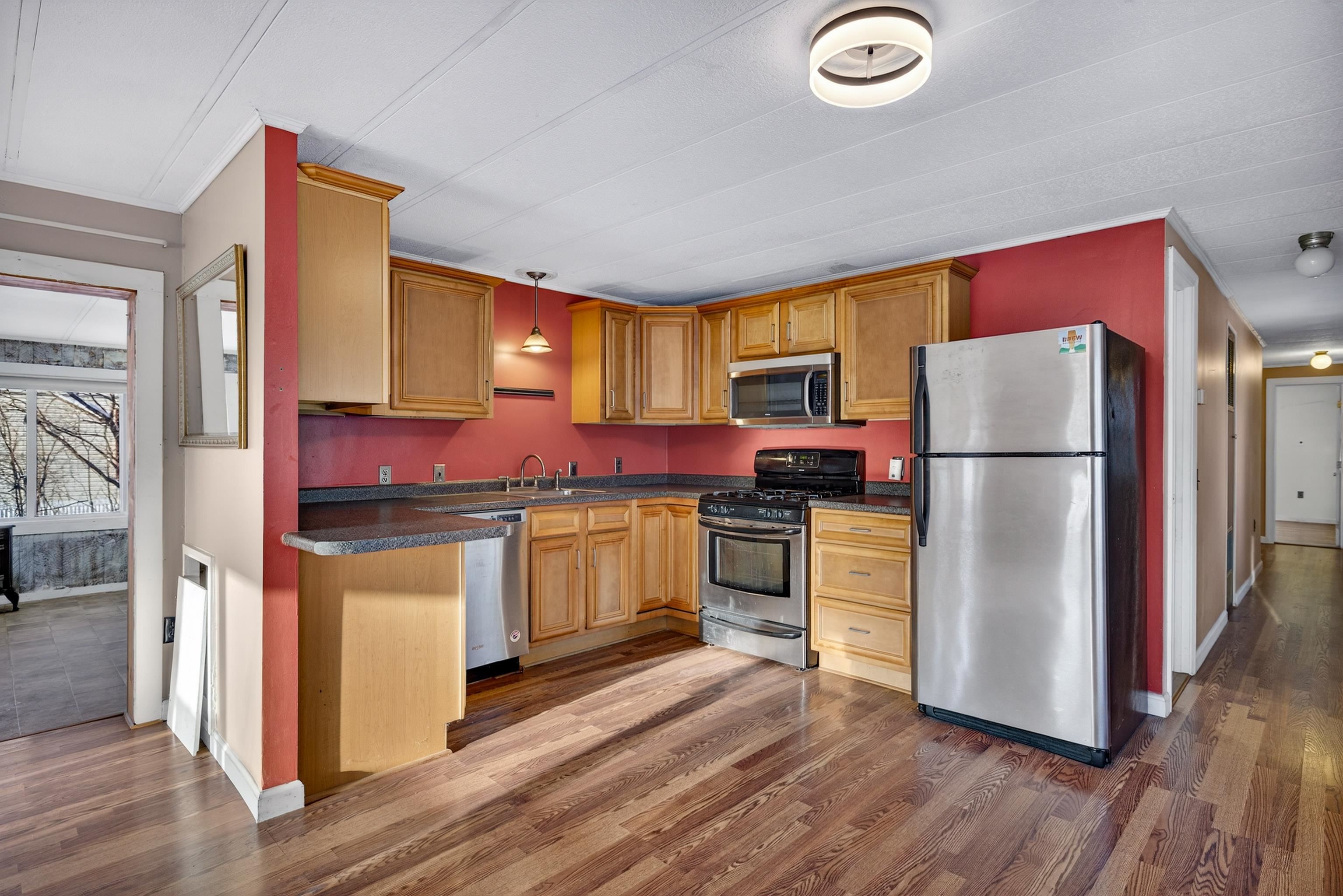 28 Stevens Drive Concord, NH 03301 - Photo 13 of 38