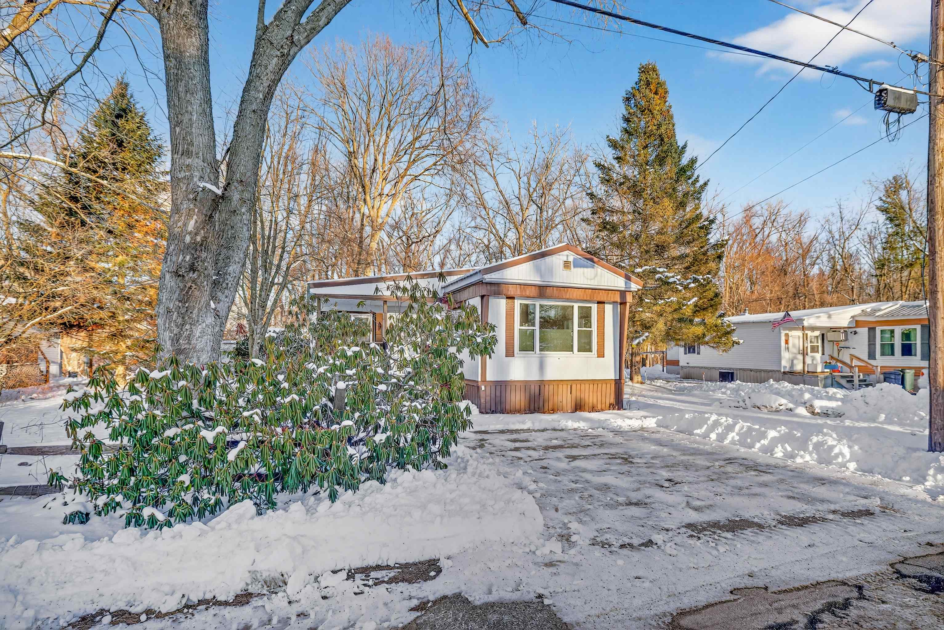 28 Stevens Drive Concord, NH 03301 - Photo 3 of 38