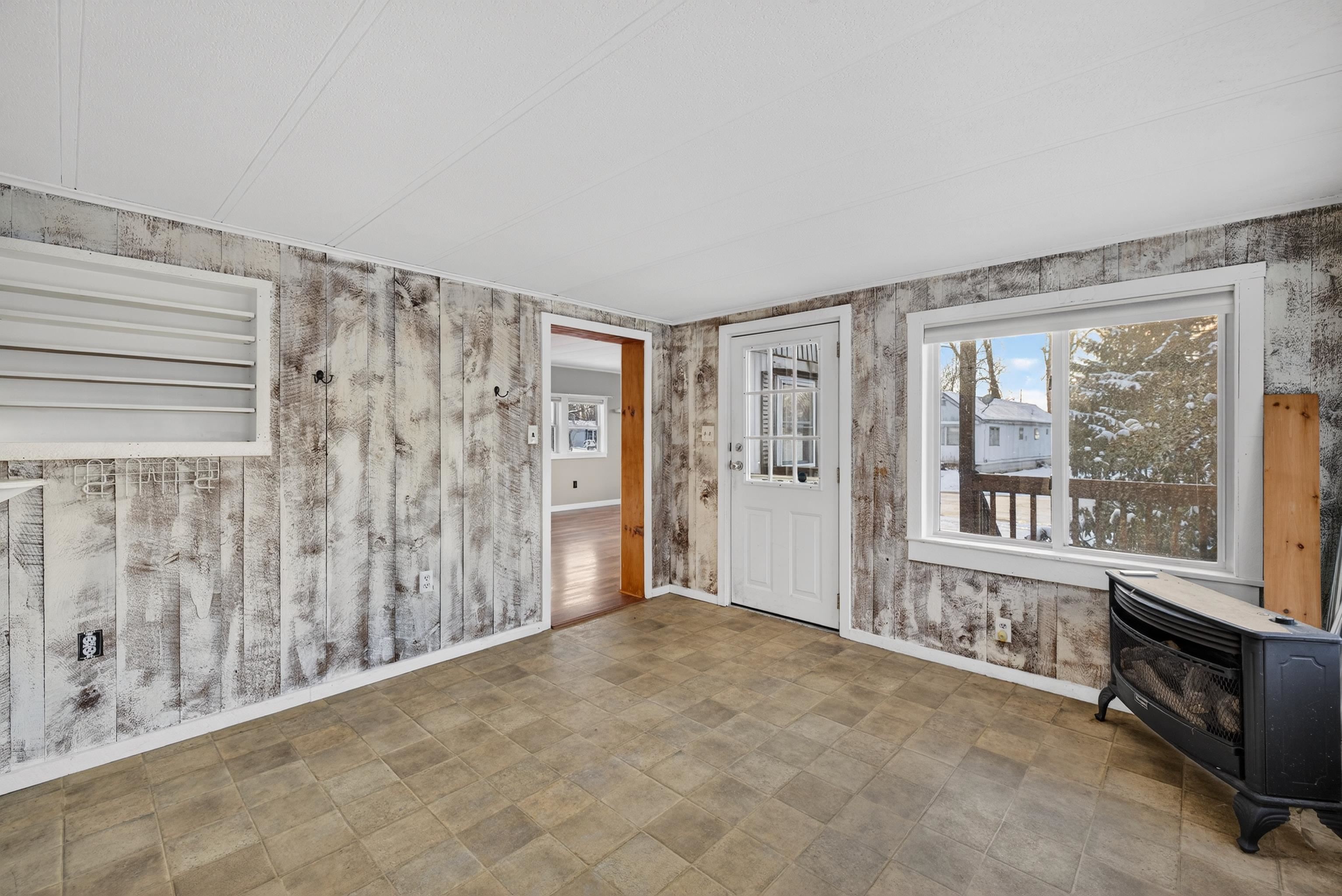 28 Stevens Drive Concord, NH 03301 - Photo 7 of 38