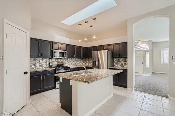 $2,995 | 401 Carlton Kay Place, Las Vegas, NV 89144
