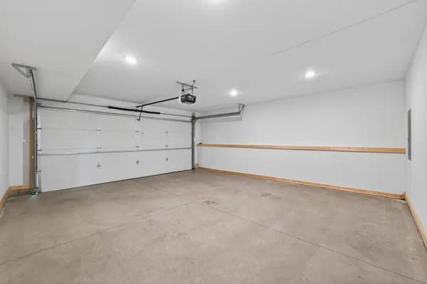 $480,000 | 2501 Jansen Avenue, White Bear Lake, MN 55110