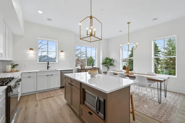 $480,000 | 2501 Jansen Avenue, White Bear Lake, MN 55110