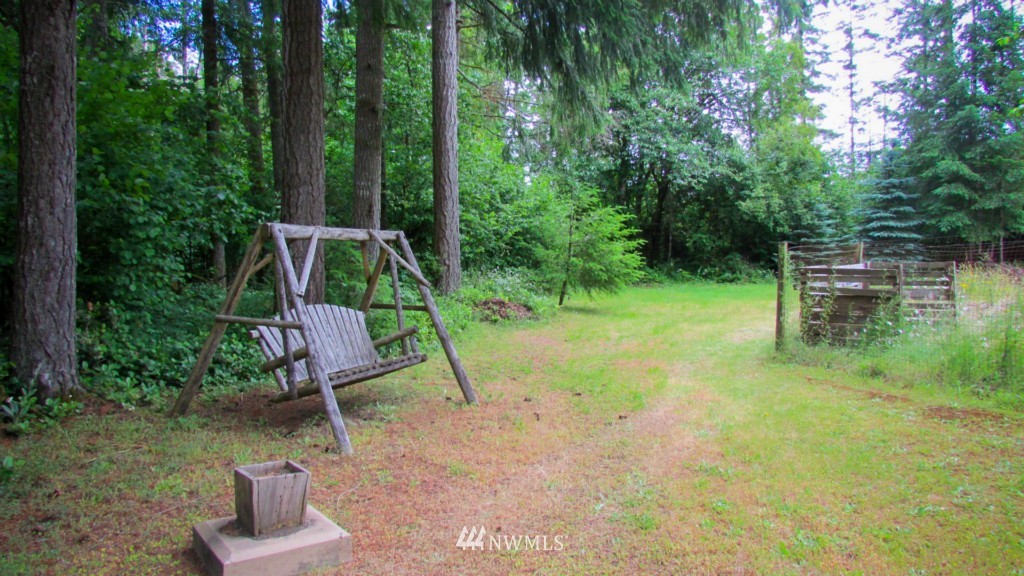 11436 Littlerock Road Southwest Olympia, WA 98512 - Photo 14 of 19 Gallery Image 14