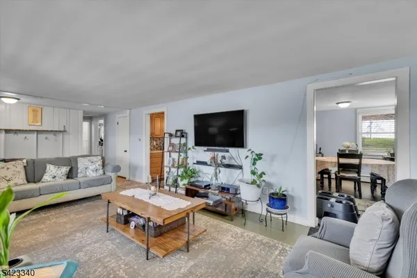 $540,000 | 10 Hillside Avenue, Milford, NJ 08848