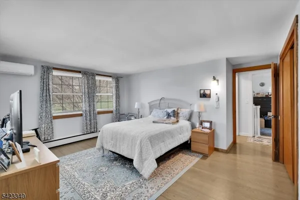 $540,000 | 10 Hillside Avenue, Milford, NJ 08848