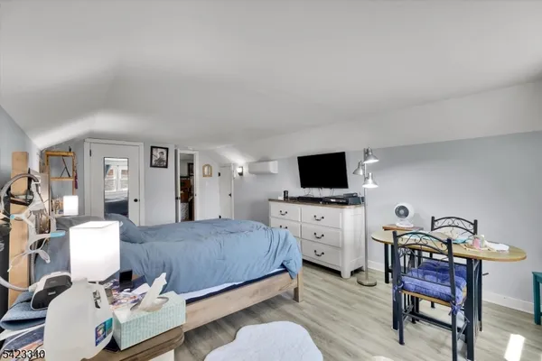 $540,000 | 10 Hillside Avenue, Milford, NJ 08848