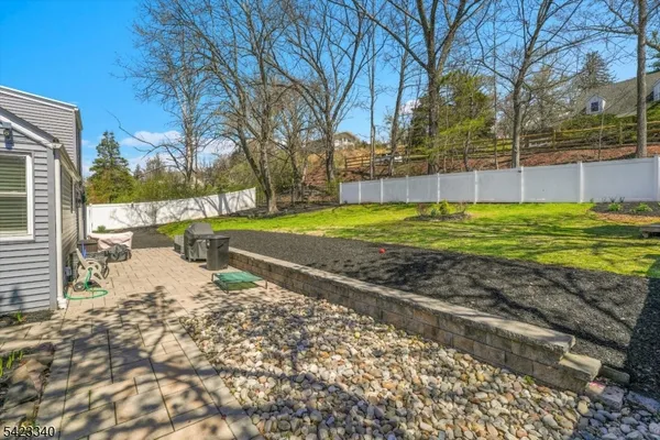 $540,000 | 10 Hillside Avenue, Milford, NJ 08848